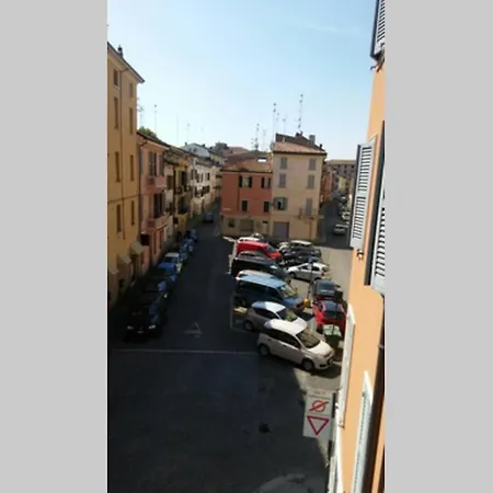 Apartment Luminoso In Centro Storico. *
